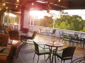 The Green Park Hotel