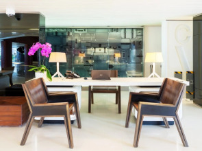 Double-Six Luxury Hotel