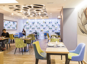 Apartments Hostemplo Suites