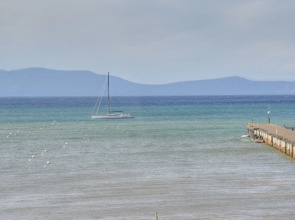 Beach Retreat & Lodge at Tahoe