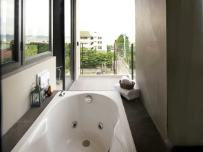 Seaphere Pattaya Hotel