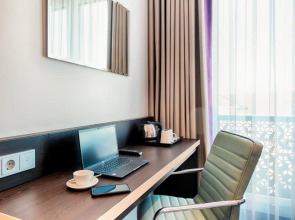 Отель Premier Inn Berlin Alexanderplatz