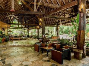 Home Phutoey River Kwai Hotspring & Nature Resort