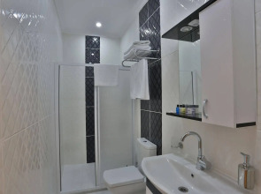 Bon Hotel City & Resort