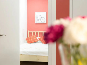 Апартаменты и студия RedHouse