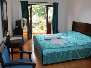 Santana Beach Resort