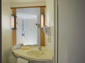 ibis New Delhi Aerocity Hotel