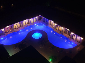 Z Exclusive Hotel and Villas