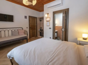 Saye Konak Kaleiçi&Oldtown