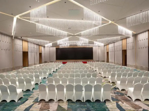 Holiday Inn Wuxi Central Station by IHG