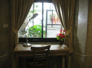 Komol Residence Bangkok