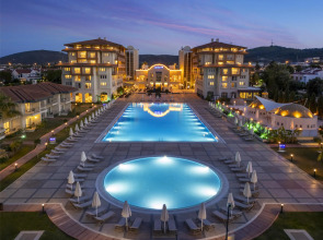 Radisson Blu Resort & Spa, Cesme