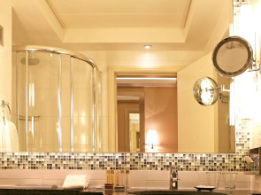 Crowne Plaza Limassol by IHG