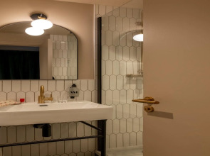 Artemisia Montmartre