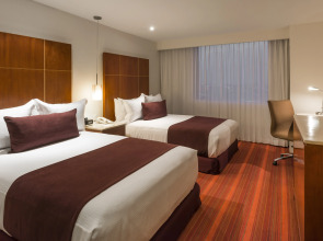 Отель Camino Real Aeropuerto Mexico