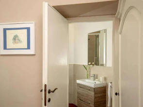 Avignonesi Suites - Domus Collection