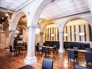 Eurostars Asta Regia