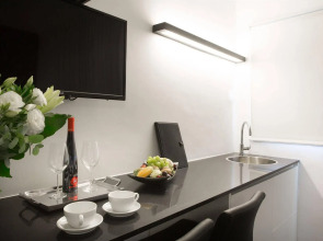 Dizengoff Avenue Hotel