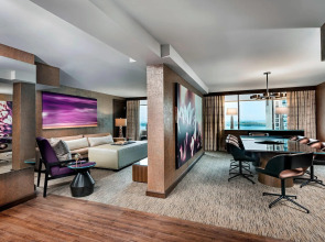 The Westin Harbour Castle, Toronto