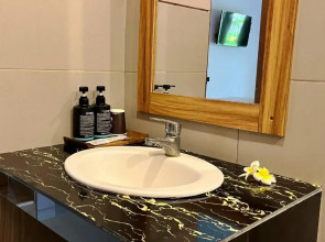 Ariana Beach Resort Amed - Bali