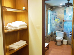 Birds and Bees Resort