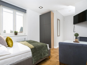 Venetian House Market Square Aparthotel