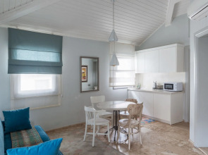 Delight Deluxe Hotel