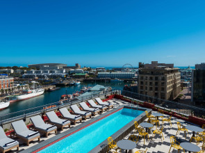 Radisson RED V&A Waterfront, Cape Town