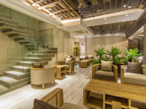 Отель Samann Grand