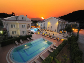 Sea Breeze Hotel & Apartments