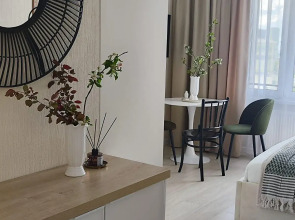 Deluxe Berzarina на улице Берзарина