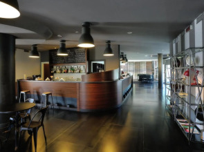 La Meridiana Bleisure Hotel