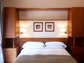 Отель Loano 2 Village