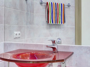 ИннХоум на ул. Братьев Кашириных, 34