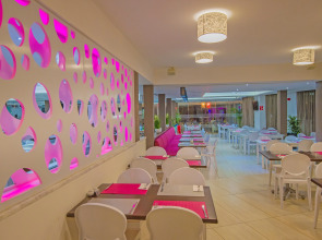 New Famagusta Hotel&Suites