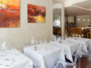 Croisette Beach Hotel Cannes - MGallery Collection