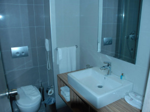 Begonville Beach Hotel - Adults Only