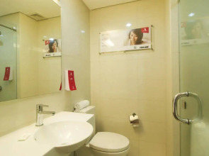 Red Planet Makati Avenue Manila