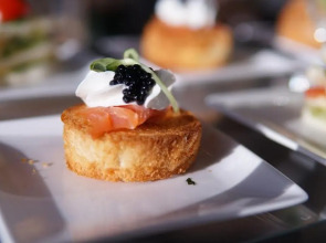 Island Luxurious Suites Hotel