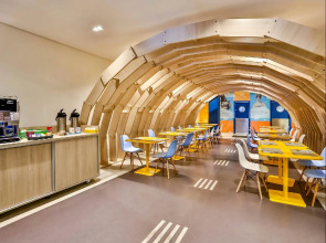 Golden Tower Express Anhembi by Fênix Hotéis