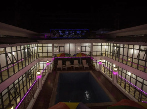 Erus Suites Hotel Boracay