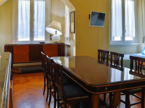 B&B I Am Here Central Station