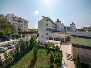 Zeyda Kemer Hotel