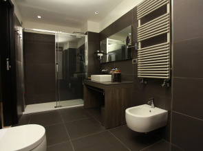 Отель Diplomatic