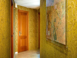 In Roma Vale & Hillary Colosseo