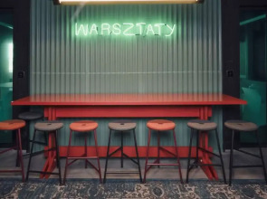 MONTOWNIA Lofts & Experience