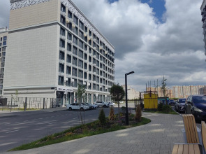 Апартаменты на проспекте Российский 13