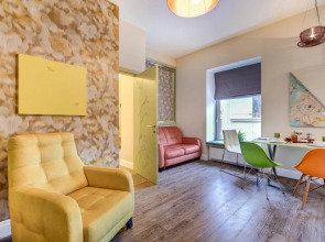 Luxury apartments on Nevsky 22