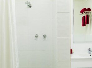 Cherry Blossom Motel