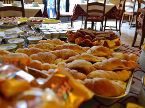 Bike Hotel Touring Gardone Riviera & Wellness